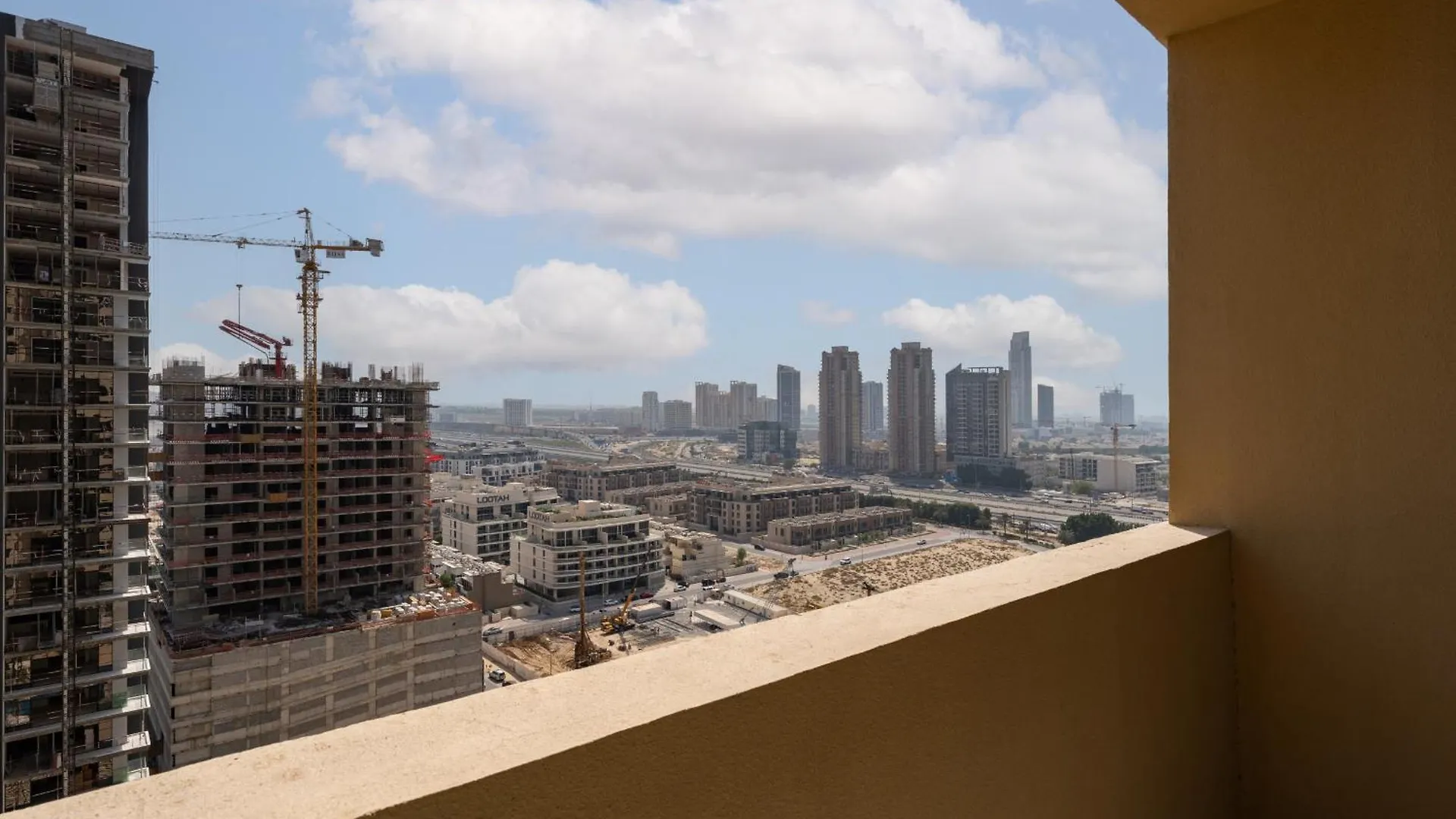 Apartment Stylish & Serene Studio In Ghalia, Jvc-16 Dubai United Arab Emirates
