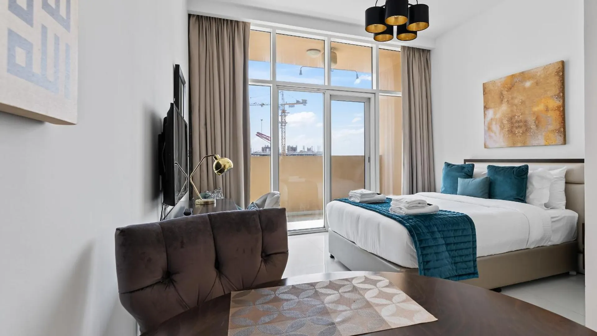 Apartment Stylish & Serene Studio In Ghalia, Jvc-16 Dubai