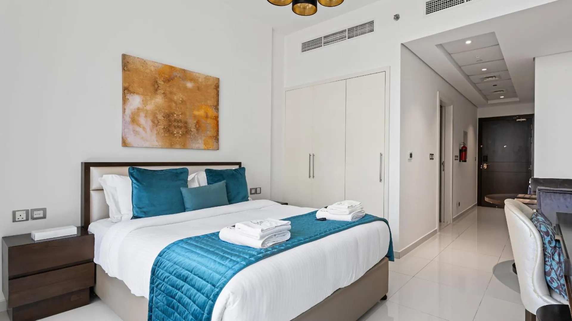 Stylish & Serene Studio In Ghalia, Jvc-16 Dubaj